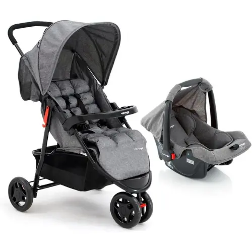 O Voyage Carrinho Passeio e Bebê Conforto TS Delta Pro Mescla é um Travel System completo que acompanha o bebê desde o nascimento até os 15kg. O carrinho possui 3 posições de inclinação do encosto, manopla acolchoada, capota retrátil com visor, cesto porta-objetos e outros recursos.